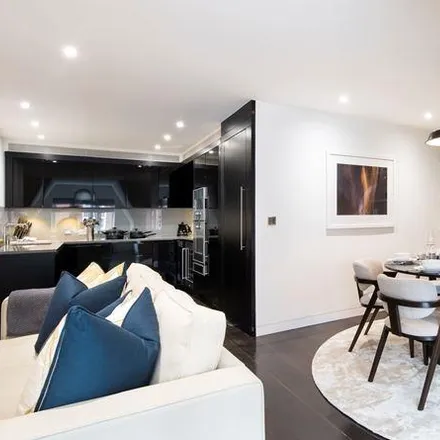 Image 1 - 55-73 Duke Street, London, W1K 6JA, United Kingdom - Apartment for rent