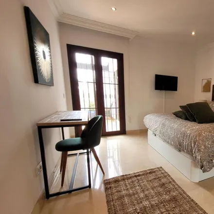 Rent this 1 bed apartment on Calle Narciso in 29604 Marbella, Spain