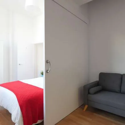 Rent this 6 bed apartment on Carrer de Bonavista in 17-19, 08012 Barcelona