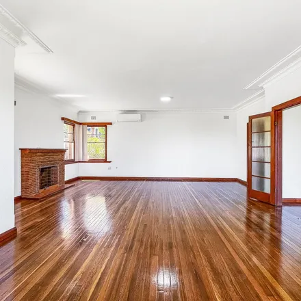 Image 2 - 15 Prince Street, North Parramatta NSW 2151, Australia - Apartment for rent
