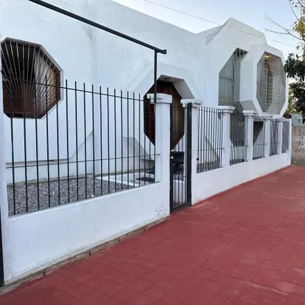 Buy this 3 bed house on Miguel Cané 200 in Distrito Gutiérrez, 5511 Maipú