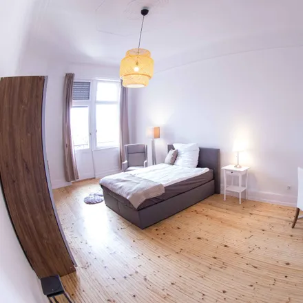 Rent this 1 bed apartment on Schweizer Straße 10 in 60594 Frankfurt, Germany