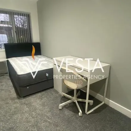 Image 6 - Charter Academy, 314 Mitchell Avenue, Coventry, CV4 8DW, United Kingdom - Townhouse for rent
