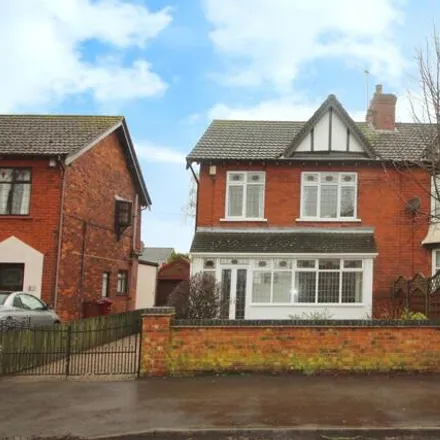 Buy this 3 bed duplex on Danum Road in Glanville Avenue, Scunthorpe