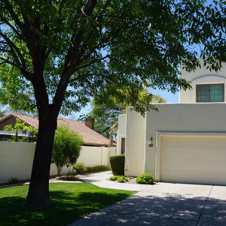 Rent this 3 bed townhouse on 8914 South Heather Drive in Tempe, AZ 85284