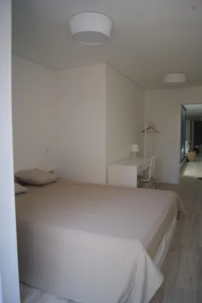 Rent this 2 bed apartment on Hospedaria Formosa in Rua Formosa, 4000-254 Porto