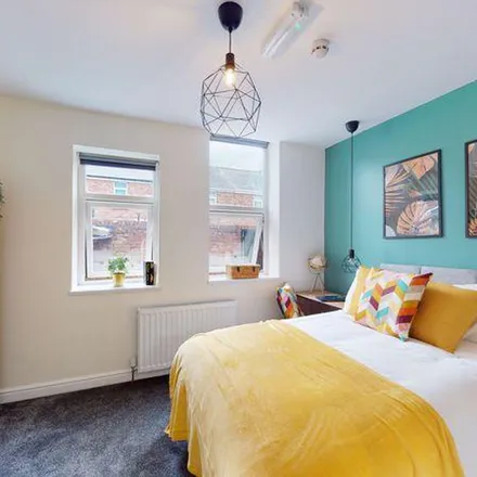 Rent this 1 bed apartment on Kelvin Grove in Gateshead, NE8 4TL