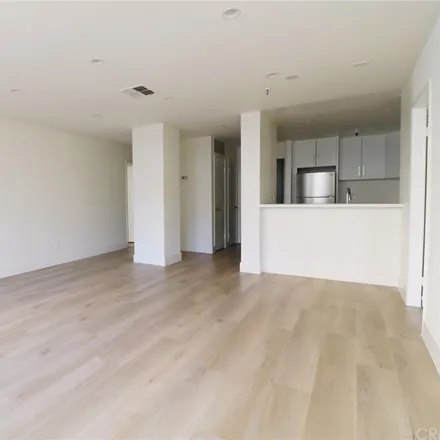 Image 4 - Premiere Towers, 621 South Spring Street, Los Angeles, CA 90014, USA - Apartment for rent