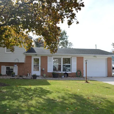 Image 4 - 729 Sunset Drive, Bucyrus, OH 44820, USA - House for sale
