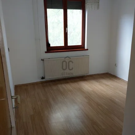 Rent this 3 bed apartment on Törökbálint in Bajcsy-Zsilinszky utca 1, 2045
