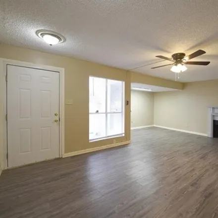 Image 9 - Country Place Drive, Houston, TX 77079, USA - Condo for sale