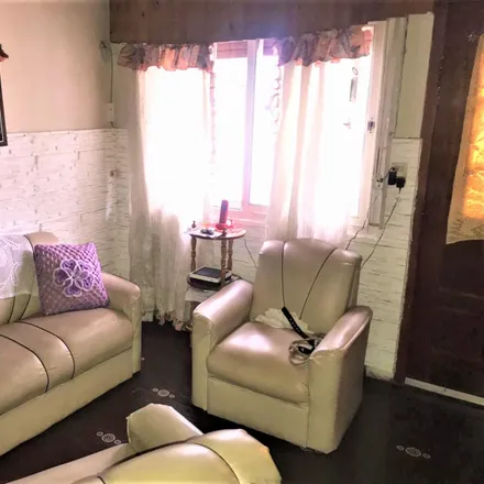 Buy this studio house on TransMilenio in Suba, 111121 Bogota