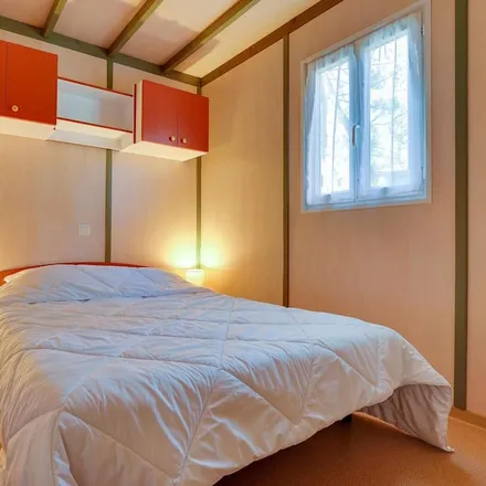 Rent this 2 bed house on Rue pasteur (La Faute-sur-Mer) in 85460 L'Aiguillon-la-Presqu'île, France