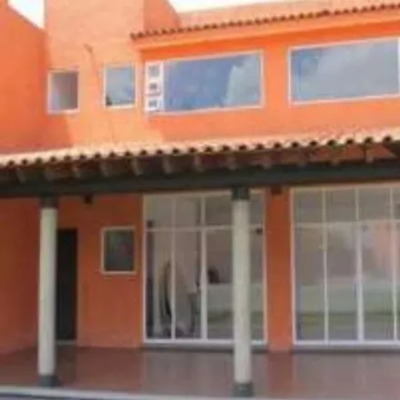 Buy this 3 bed house on Avenida Tecnológico 1415 in San Salvador Tizatlalli, 52172