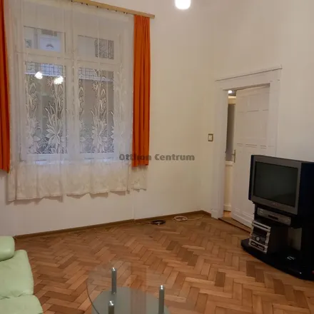 Rent this 2 bed apartment on Budapest in Fadrusz utca 17b, 1114