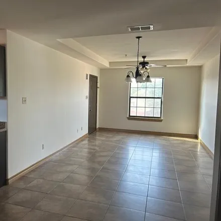 Image 4 - Norwich Loop, Laredo, TX 78045, USA - Apartment for rent