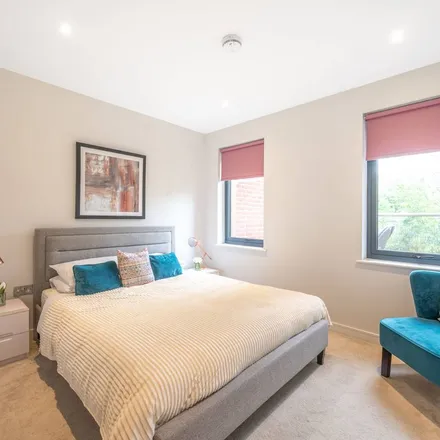 Image 2 - Heathway Court, Finchley Road, Childs Hill, London, NW11 8DG, United Kingdom - Apartment for rent