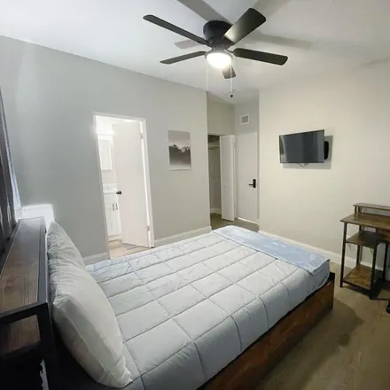Image 2 - FL, US - Room for rent