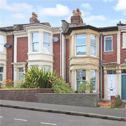 Buy this 3 bed townhouse on Kingston Road in Bristol, BS3 1DS