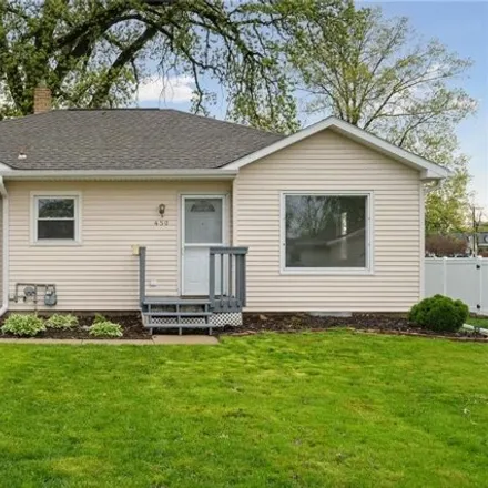Buy this 2 bed house on 566 19th Street Northwest in Cedar Rapids, IA 52405