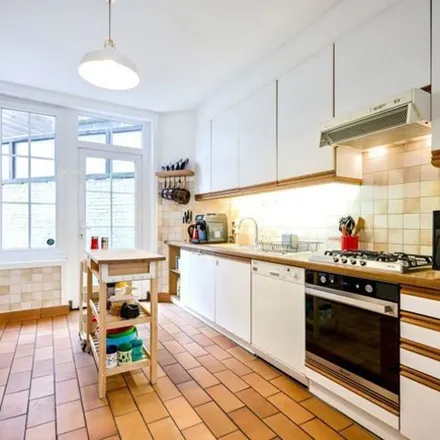 Rent this 5 bed apartment on Avenue de l'Échevinage - Schepenijlaan 37 in 1180 Uccle - Ukkel, Belgium