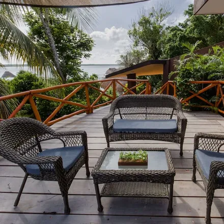 Rent this 1 bed apartment on Bacalar