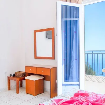 Rent this 2 bed house on Nisaki in Ανεξαρτησίας, Parga