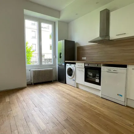 Image 2 - 3 Place des Ducs de Bourgogne, 21000 Dijon, France - Apartment for rent