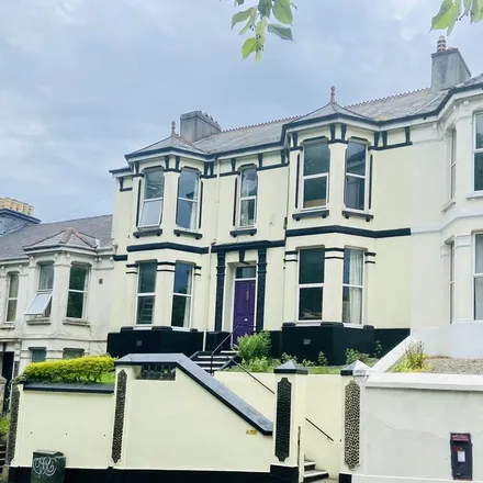 Rent this 1 bed townhouse on 108 Alexandra Road in Plymouth, PL4 7EQ