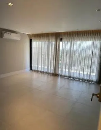 Rent this 3 bed apartment on Rua Oscar Freire 2025 in Jardim Paulista, São Paulo - SP