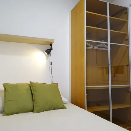 Image 6 - Carrer de Lincoln, 44, 08006 Barcelona, Spain - Apartment for rent