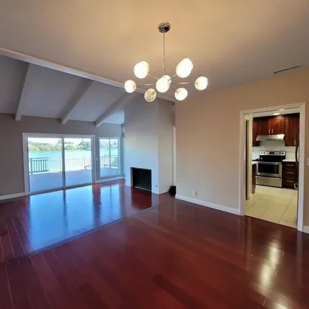 Image 5 - 572 Marlin Ct, Redwood City, California, 94065 - Townhouse for rent