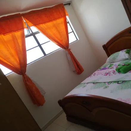 Rent this 4 bed room on Avenida Paralela in Comuna La Fuente, 170006 Manizales