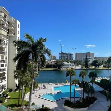 Rent this 1 bed condo on 2950 Northeast 14th Street Causeway in Country Club Isles, Pompano Beach