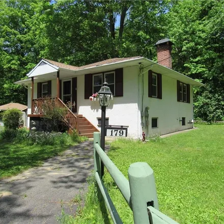 Buy this 2 bed house on 179 Nicholson Road in Pecksville, East Fishkill