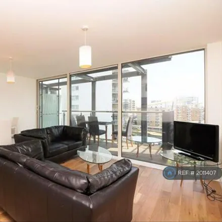 Rent this 2 bed apartment on Limehouse Link in London, E14 8SA