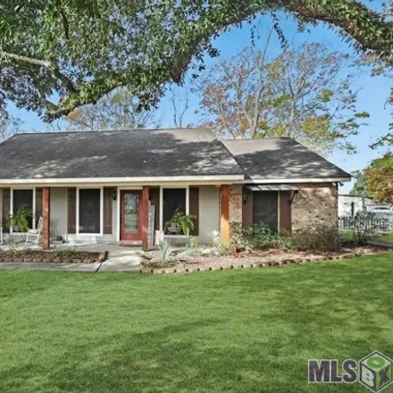 Image 2 - 18131 Cully Broussard Road, Hobart, Prairieville, LA 70769, USA - House for sale