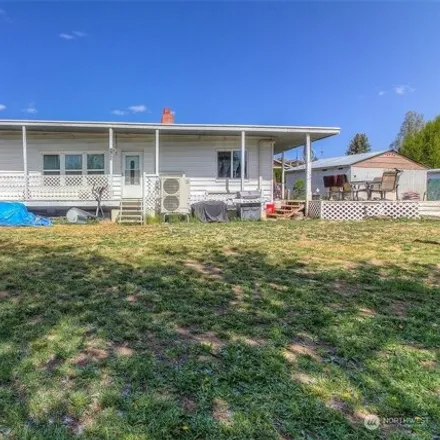 Buy this 4 bed house on 4861 Summitview Avenue in Yakima, WA 98908