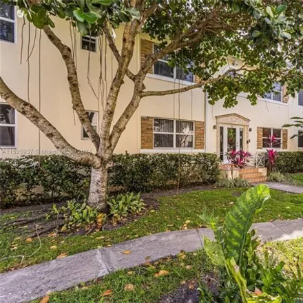 Buy this 2 bed condo on 726 Northeast 92nd Street in Miami Shores, Miami-Dade County