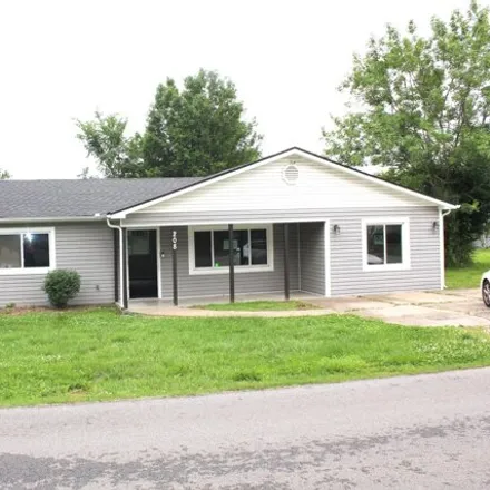 Image 2 - 208 Temple St, Carl Junction, Missouri, 64834 - House for sale