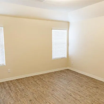 Rent this 3 bed apartment on 3302 Robin Road in Ennis, TX 75119