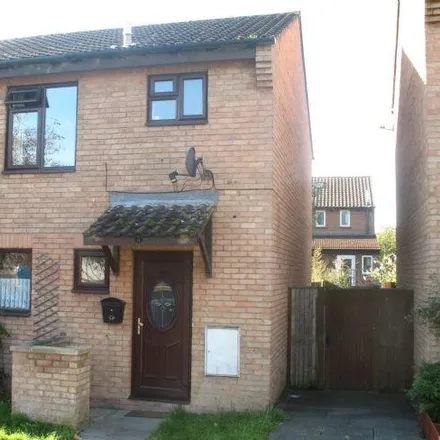 Rent this 3 bed house on unnamed road in Broadfields, London