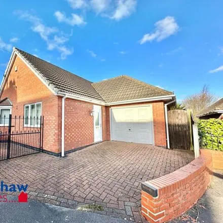 Buy this 3 bed house on Mount Pleasant in Cotmanhay, DE7 8QU