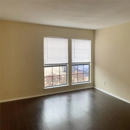 Image 3 - 6204 Berry Trail, Dallas, TX 75248, USA - Condo for rent