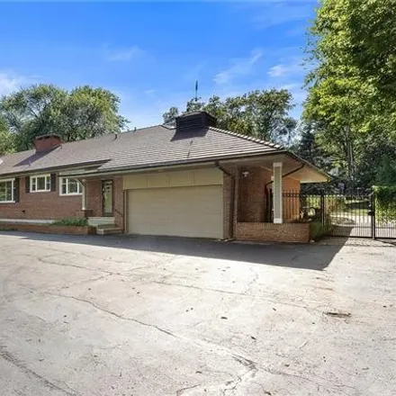 Image 5 - 6600 Wyoming Street, Kansas City, MO 64113, USA - House for sale