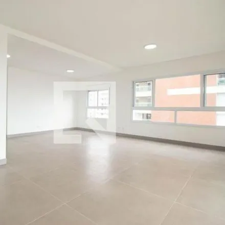 Rent this 3 bed apartment on Rua Guimarães Passos 214 in Jardim da Glória, São Paulo - SP