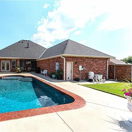 Image 8 - 3300 Ness Circle, Norman, OK 73069, USA - House for sale