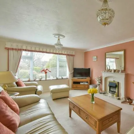 Image 7 - 8 Fryatts Way, Bexhill-on-Sea, TN39 4LW, United Kingdom - House for sale