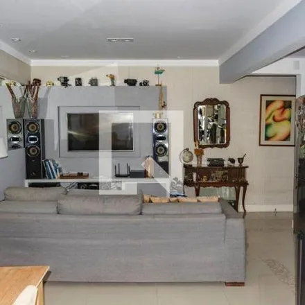Rent this 3 bed apartment on Avenida Campeche in Campeche, Florianópolis - SC