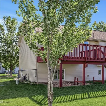 Image 5 - 9201 Hampshire Avenue North, Brooklyn Park, MN 55445, USA - House for sale